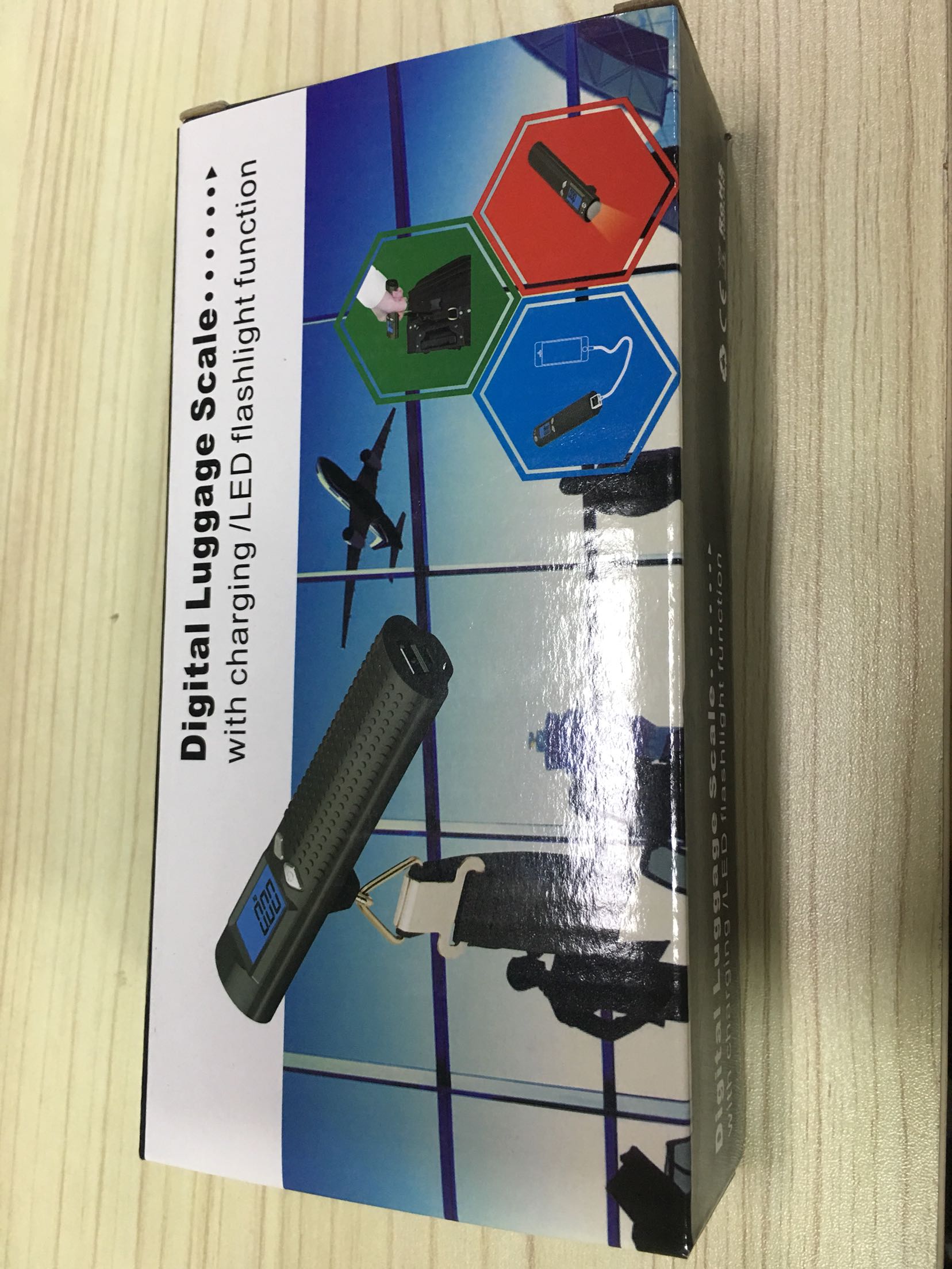 3-in-1 Luggage Scale with Power Bank & LED Flashlight - 110 lbs Capacity