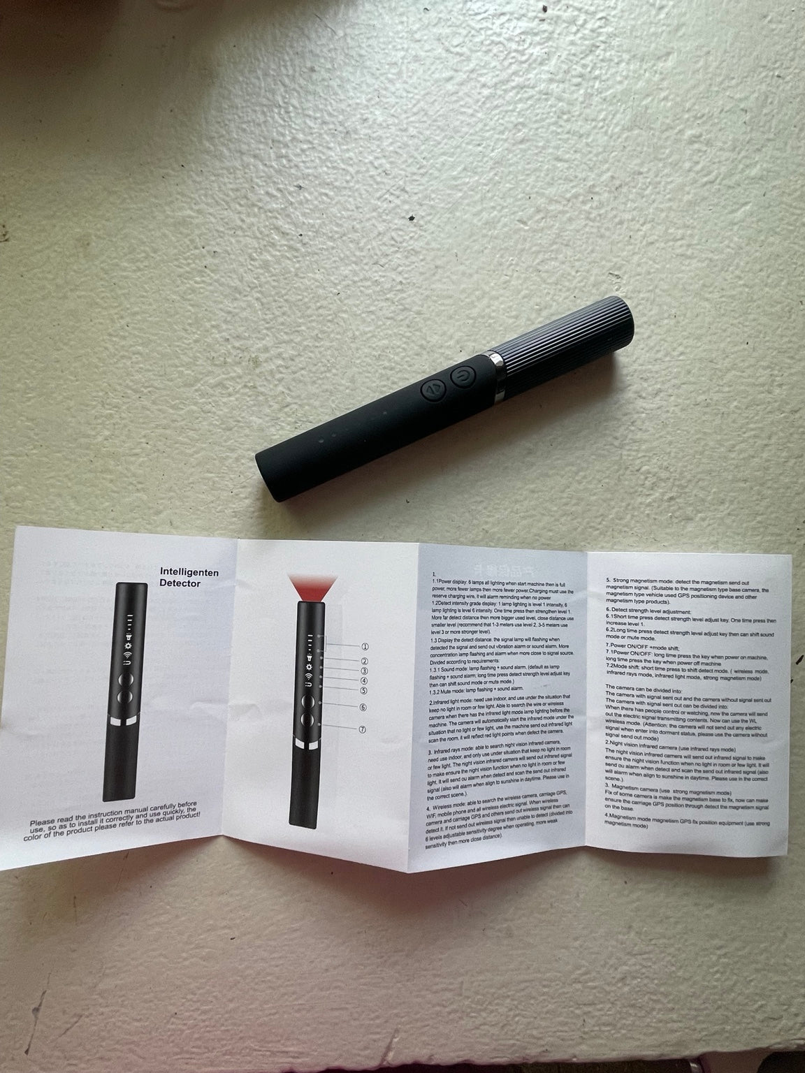 Portable Hidden Camera & Signal Detector